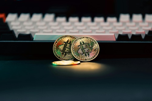 ETH to BTC exchange flow showing Ethereum deposit and Bitcoin payout