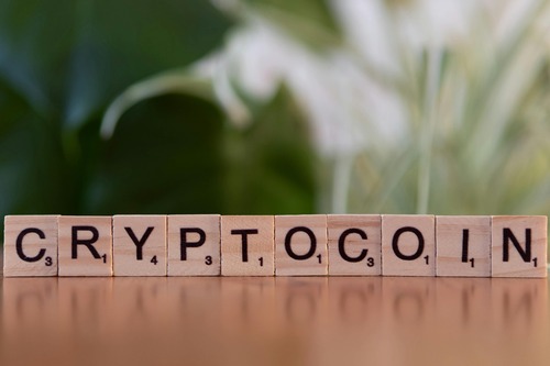 Low fee Bitcoin exchange rate comparison on a crypto platform